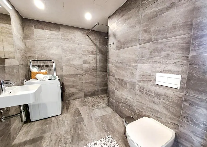 Mai 71 Johanna Suvekorter Пярну